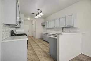 1321 Garden Ct, Deer Park, TX 77536 - Photo 12