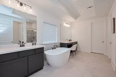 9014 Meadow Bridge Drive, Missouri City, TX 77459 - Photo 18