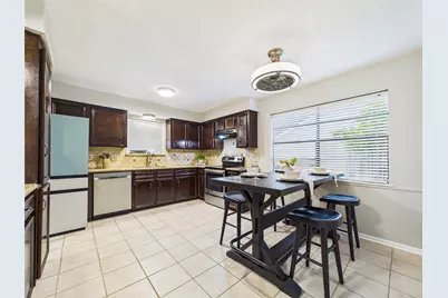 10306 Rustic Rock Road, La Porte, TX 77571 - Photo 12