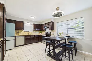 10306 Rustic Rock Rd, La Porte, TX 77571 - Photo 12