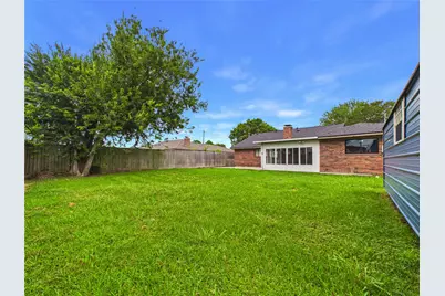 10306 Rustic Rock Road, La Porte, TX 77571 - Photo 36