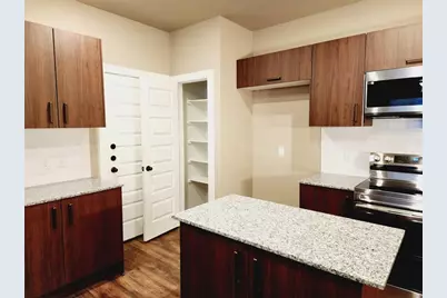 9736 Grosbeak Lane, Magnolia, TX 77354 - Photo 8