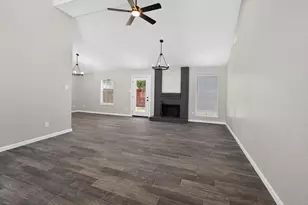 6900 Foxmont Ln, Humble, TX 77338 - Photo 4