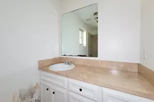 213 Miriam, Baytown, TX 77520 - Photo 46