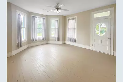 307 N Pecan, Moulton, TX 77975 - Photo 4