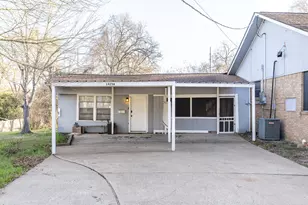 1425 15th St, Huntsville, TX 77340 - Photo 40