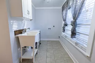 1425 15th St, Huntsville, TX 77340 - Photo 22