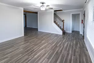 1425 15th St, Huntsville, TX 77340 - Photo 14