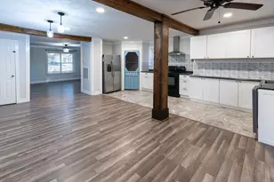 1425 15th St, Huntsville, TX 77340 - Photo 6