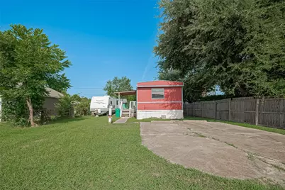 914 Davis Street, Pasadena, TX 77506 - Photo 4