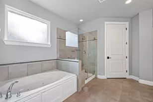 4727 Lake Village Dr, Fulshear, TX 77441 - Photo 18