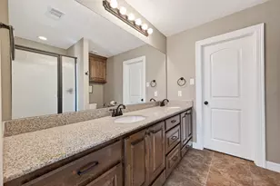 255 Mossy Meadow Dr, West Columbia, TX 77486 - Photo 22