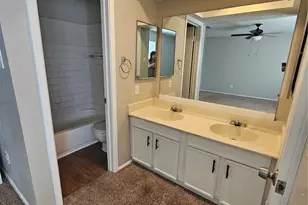 2714 Lower Valley Dr, Houston, TX 77067 - Photo 4