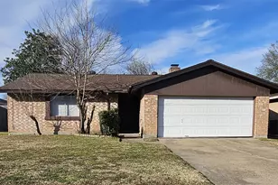 2714 Lower Valley Dr, Houston, TX 77067 - Photo 1