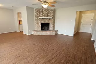 2714 Lower Valley Dr, Houston, TX 77067 - Photo 6