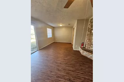 2714 Lower Valley Drive, Houston, TX 77067 - Photo 2