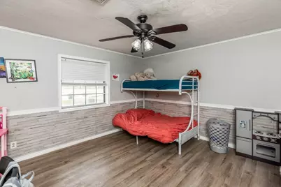 15838 Phend Road, Hamshire, TX 77622 - Photo 20