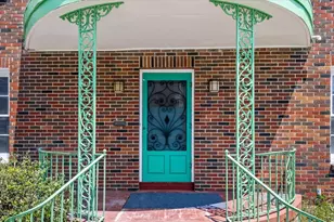 2719 Capitol St, Houston, TX 77003 - Photo 2
