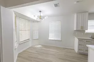 19703 Vista Lake Ct, Cypress, TX 77433 - Photo 10