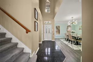 2402 Great Oaks Dr, Missouri City, TX 77459 - Photo 8