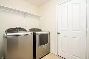 1516 Meadow Wood Dr, Pearland, TX 77581 - Photo 18