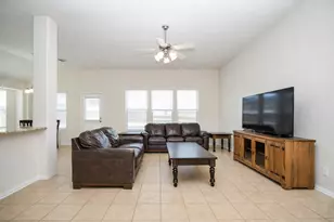 1516 Meadow Wood Dr, Pearland, TX 77581 - Photo 8