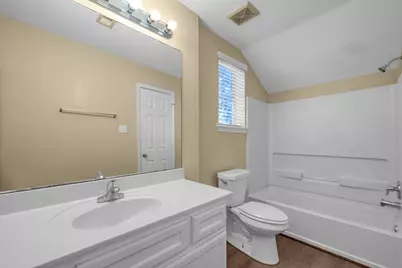 172 Binnacle Ct #A, Willis, TX 77318 - Photo 14