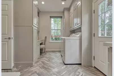47 Firethorn Place, The Woodlands, TX 77382 - Photo 12