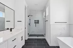 1913 Hoskins Dr, Houston, TX 77080 - Photo 28