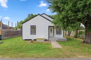 300 Hafer St, Baytown, TX 77520 - Photo 4