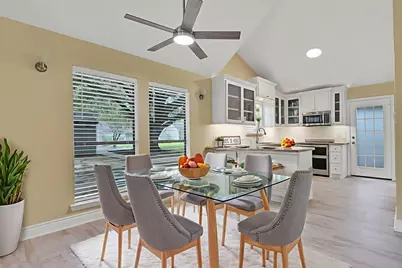 52 Hideaway Drive, Friendswood, TX 77546 - Photo 8