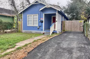 2412 Stuart St, Houston, TX 77004 - Photo 2