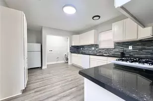 2412 Stuart St, Houston, TX 77004 - Photo 6