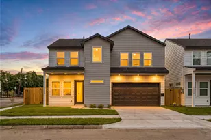 4702 Rawley St, Houston, TX 77020 - Photo 1
