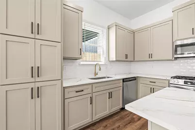 4702 Rawley Street, Houston, TX 77020 - Photo 8