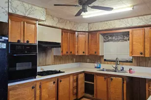 2208 Nelson Ave, Port Bolivar, TX 77650 - Photo 4