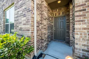 9738 Birdsnest Ct, Spring, TX 77379 - Photo 4