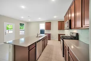 9738 Birdsnest Ct, Spring, TX 77379 - Photo 10