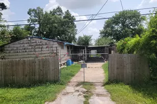 9406 Caddo Rd, Houston, TX 77078 - Photo 1