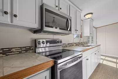 220 Klesel Road, Schulenburg, TX 78956 - Photo 18