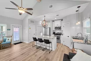 963 Verdia W, Crystal Beach, TX 77650 - Photo 6