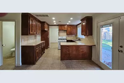 13303 Bridgepath Court, Houston, TX 77041 - Photo 4