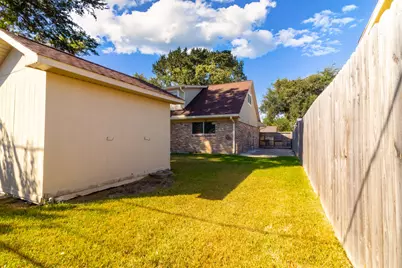 2223 Peach Lane, Pasadena, TX 77502 - Photo 42