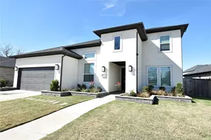 4650 Brazos Shores Dr, Sugar Land, TX 77479 - Photo 2