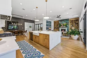 878 W 41st St, Houston, TX 77018 - Photo 10