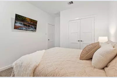 560 Newcomb Hollow Drive, Conroe, TX 77304 - Photo 8