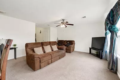 106 Mojave Lane, La Marque, TX 77568 - Photo 2