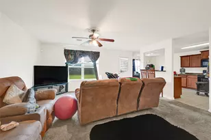 106 Mojave Ln, La Marque, TX 77568 - Photo 8
