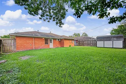 2102 Blueberry Lane, Pasadena, TX 77502 - Photo 20