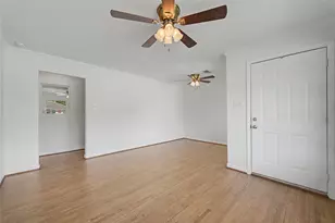 2102 Blueberry Ln, Pasadena, TX 77502 - Photo 6